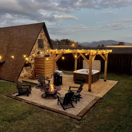 The Rock A-Frame - Modern, Private Patio, Location