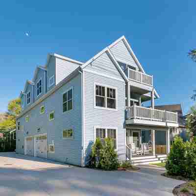 Luxury Beach Home-6 Bedroom-Firepit, Game Room- Beach Access -Walk to Beach&Town Hotel Exterior