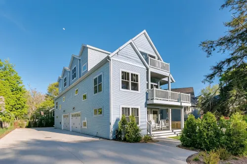 Luxury Beach Home-6 Bedroom-Firepit, Game Room- Beach Access -Walk to Beach&Town - Beach