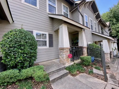 West End Townhouse steps from Main St & Falls Park, Shopping, Dining, Stadium - Maalaistalo