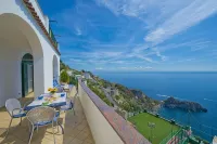 Raphael House, terrace with solarium and sea view - Ocean View