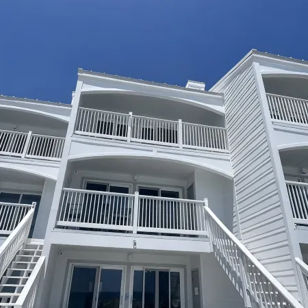 PRIVATE BEACH-You deserve this-Luxury ground-level 1-bedroom ON THE BEACH on 30A