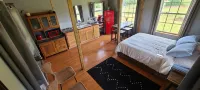 Riverside "Barndominium" w/ easy access to water - Chalets