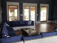BEAUTIFUL WATERFRONT HOME WITH BOATHOUSE AND HUGE PORCHES! Hotels in Hackberry