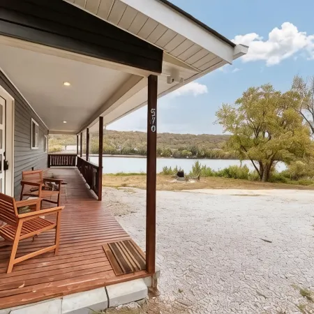 Big Riverfront House Near Beach Access, Cvg, & Downtown