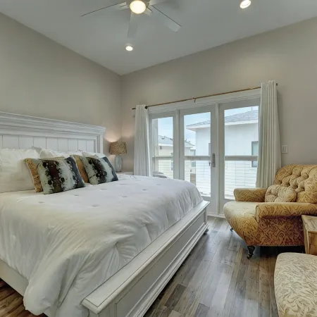 Modern Beauty in Old Town w/Spa Feel.HEATED Private pool-Special Winter discount