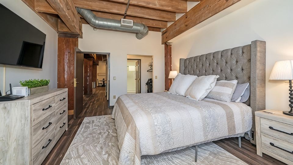 Lake Superior Loft - Sleeps 10, Heart of Canal Park, Lake Superior View