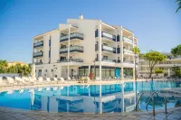 Pins Platja Apartments - Yüzme Havuzu