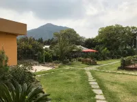Seogwipo Jeju Landscape House Pension - Bungalows