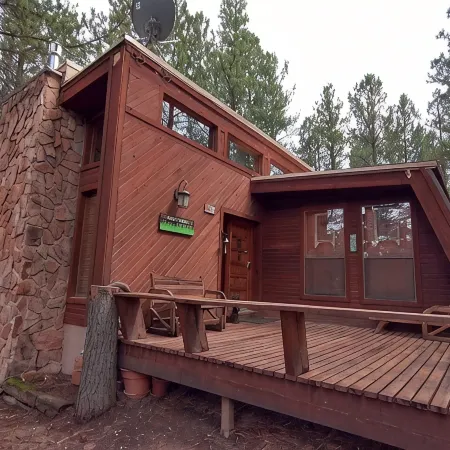 Happy Trails:  Modern Cabin in the Woods, One Level Home, Easy Access