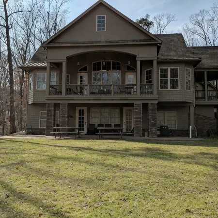 Lake Front, Quiet, Private cove on 4.75 acres, Canoe, 2 Kayak, 2 boat docks