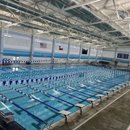 Spacious Living, BBQ, Minutes to DFW Airport, Sleep 16