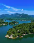 Welcome to Our Little Slice of Heaven on the Lake! - 4-Star