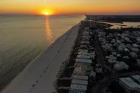 NEW!2BR Carillon Condo. 5 min walk 2 beach,Pools,Pickleball, Incl beach chairs. - 4-Star