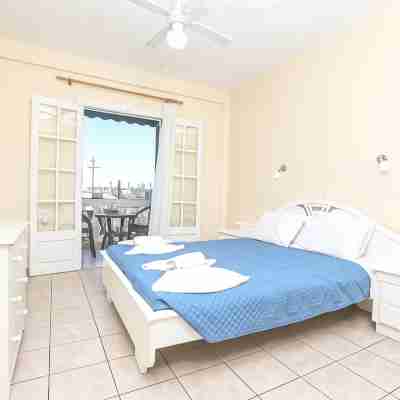 The Mayflower Studios & Apartments Rooms