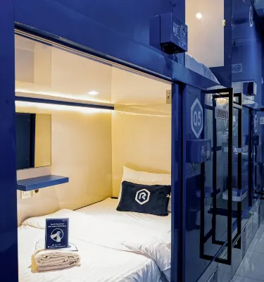 羅莎琳睡眠盒圖古克朗甘 - 停車場