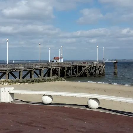 Exceptional - Apartment in Arcachon, feet in the water