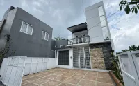 Villa Keluarga Royal Arois Dekat Jatim Park 3 - 3-Star