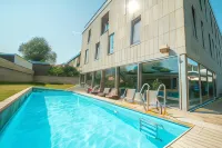 Johan Design & Spa Hotel - Yüzme Havuzu