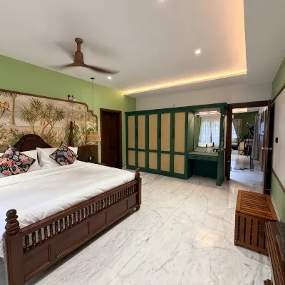 The House of Bhakthan, Private Pool Villa in Kochi 昌安普扎公园附近的飯店