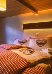 Chalet Rösi | Holiday Apartment with Hot Tub in the Mountains - Wifi