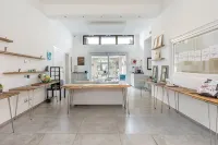 Little Square Arona - 3-Star