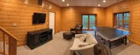 Charming Mountain View Cabin, Rumbling Bald, Lake Lure - Chalets
