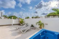 Exclusive Colonial Villa - Free Breakfast, Staff & Housekeeping, Walled City - Виллы