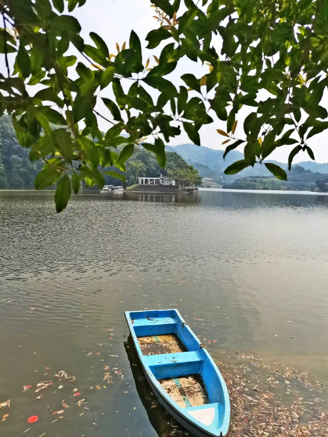 Hotels near Baigongyan Park
