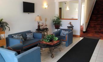 Budget Host Caribou Inn