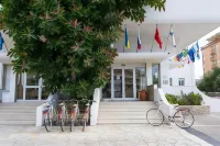 Joli Park Hotel - Caroli Hotels Hotel dekat Beach of Purity