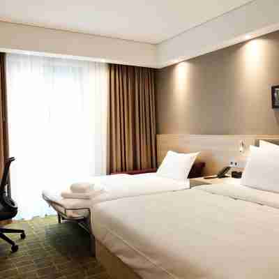 Hampton by Hilton Dortmund Phoenix See Rooms