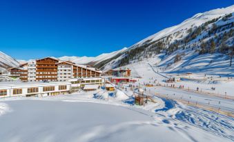 Alpen-Wellness Resort Hochfirst