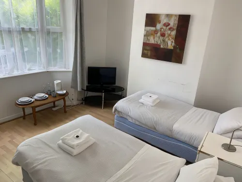 Rose Marie Guest House Hotels in Peterborough