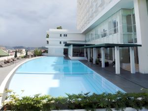 Sintesa Peninsula Hotel Manado