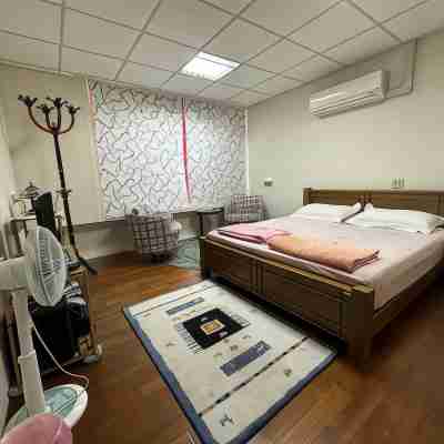枋居背包客棧 Rooms