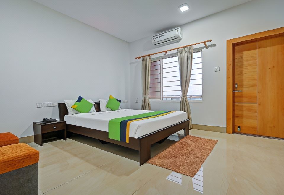 Treebo Trend Sidhartha Inn Baliapanda - Housity