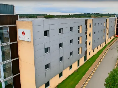 Ramada by Wyndham London North M1