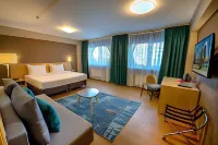 Azimut Hotel Novosibirsk Hôtels à : 