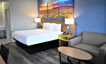 Days Inn & Suites by Wyndham Downtown/University of Houston