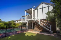 Ainslie Manor Bed and Breakfast Hotels in Scarborough