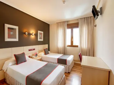 Hostal Rural El Caño by Vivere Stays Hotels near DIF Centro de Entrenamiento Funcional