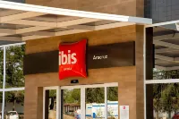 Ibis Aracruz Hotels near Praia da Baleia