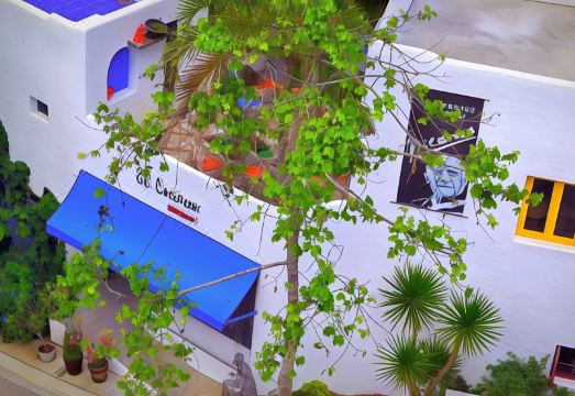 더 스트라이프 호텔 외관