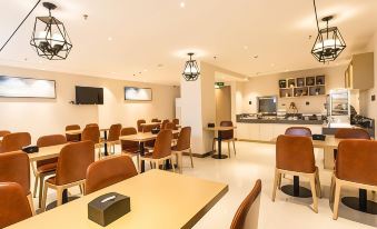 City Convenience Hotel - Housity