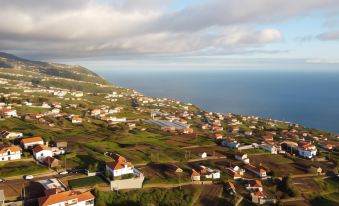 Villa de la Ponte by Atlantic Holiday