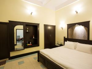 The Fateh Hotel by le Pension Stays