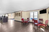 OYO Hotel Tulsa N Sheridan Rd & Airport Hotels in Tulsa