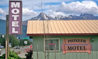 The Pioneer Motel