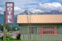 The Pioneer Motel Hotels in Butte